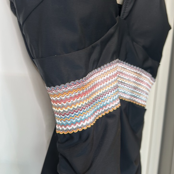 Blooming Jelly Color Block Drawstring Tummy Control One Piece Slimming Swimsuit - Picture 3 of 16